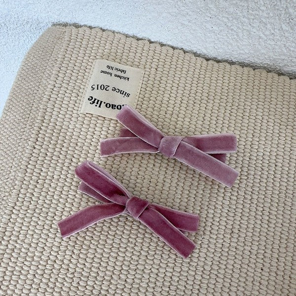 Miss Sparkling |2 piece velvet ribbon clips-3