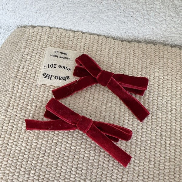 Miss Sparkling |2 piece velvet ribbon clips-1