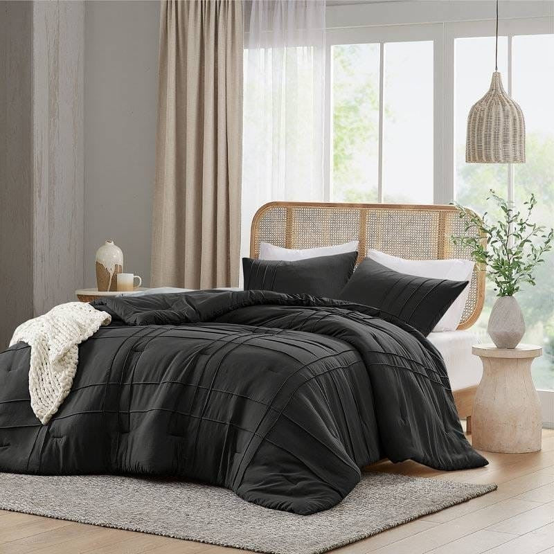 King size Pre-Washed Pleated Microfiber Comforter Set in Black-0